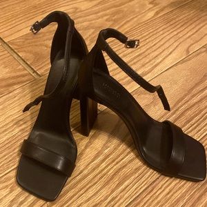Black 6.5 forever21 heels, never worn